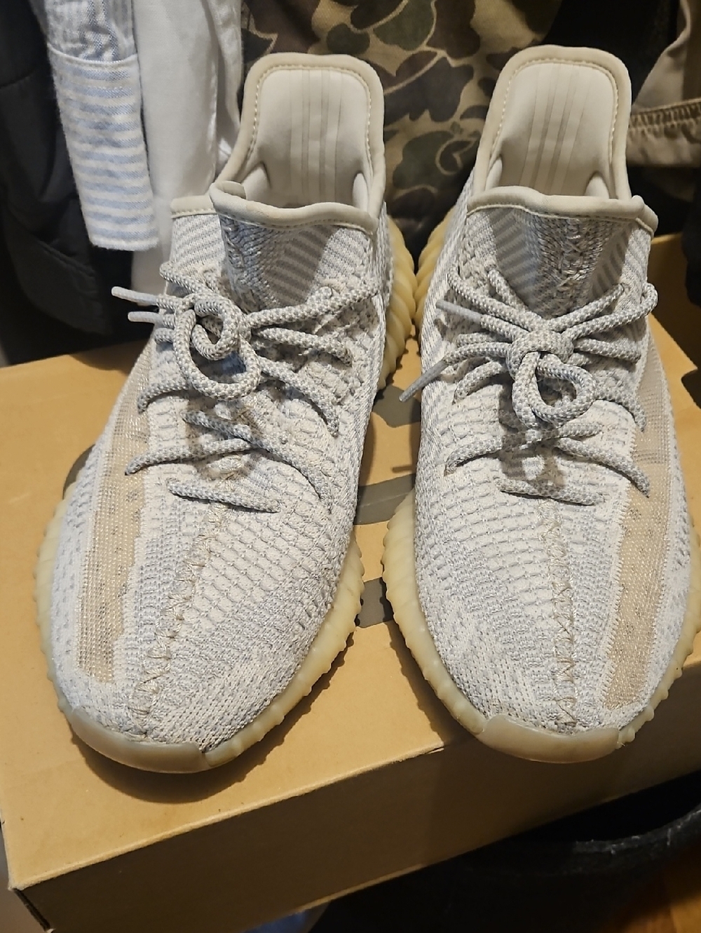 Adidas Yeezy Boost 350 V2 "Citrin" I Size 9.5 For Men's - Picture 3 of 6